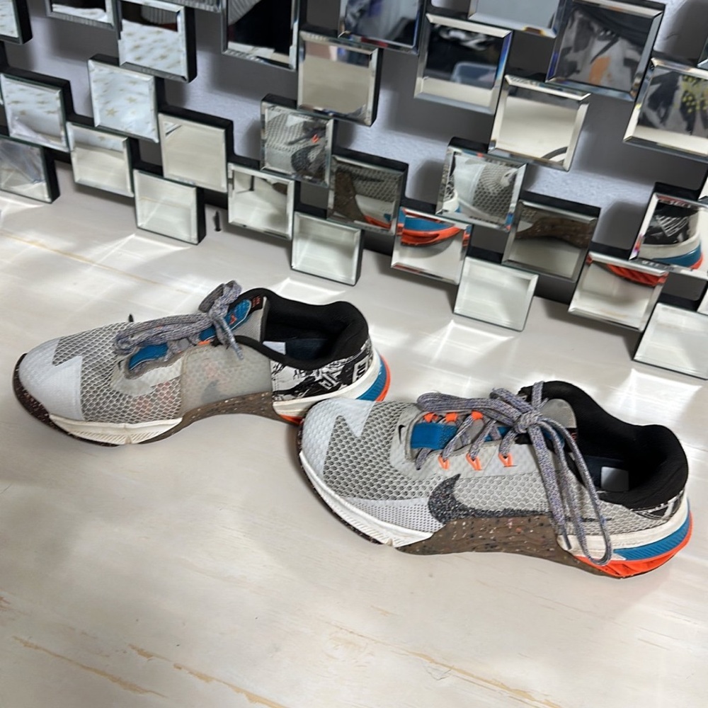 NIKE METCON 7 MFS "MULTI SPECKLED" LIGHT BONE-MULTI COLOR SZ 8
